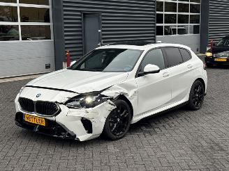 krockskadad bil auto BMW 1-serie 120d TwinPower Turbo 2.0 16V Hatchback  Elektrisch Diesel 1.995cc 120kW (163pk) 2024/11