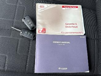 Kia Venga 1.4 CVVT 16V MPV  Benzine 1.396cc 66kW (90pk) FWD picture 22