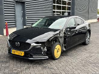 Vaurioauto  passenger cars Mazda 6 2.0 SkyActiv-G 165 16V Sedan 4Dr Benzine 1.998cc 121kW (165pk) 2022/10