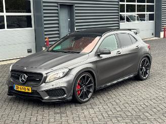 damaged passenger cars Mercedes GLA 2.0 45 AMG Turbo 16V SUV  Benzine 1.991cc 265kW (360pk) 4x4 2015/1