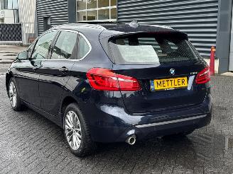 BMW 2-serie 218i 1.5 TwinPower Turbo 12V MPV  Benzine 1.499cc 103kW (140pk) FWD picture 3