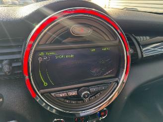 Mini Cooper S 2.0 16V Cooper S Hatchback 2Dr Benzine 1.998cc 141kW (192pk) FWD picture 16