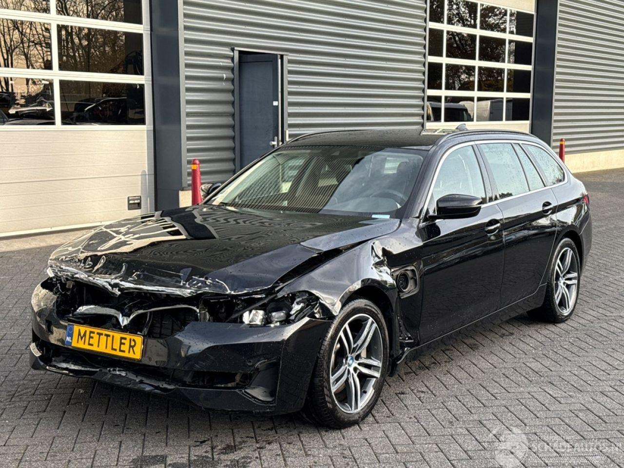 BMW 5-serie 530e xDrive 2.0 Turbo 16V Combi/o  Elektrisch Benzine 1.998cc 215kW (292pk) 4x4