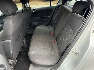 Opel Corsa 1.2 16V Hatchback  Benzine 1.229cc 63kW (86pk) FWD picture 10