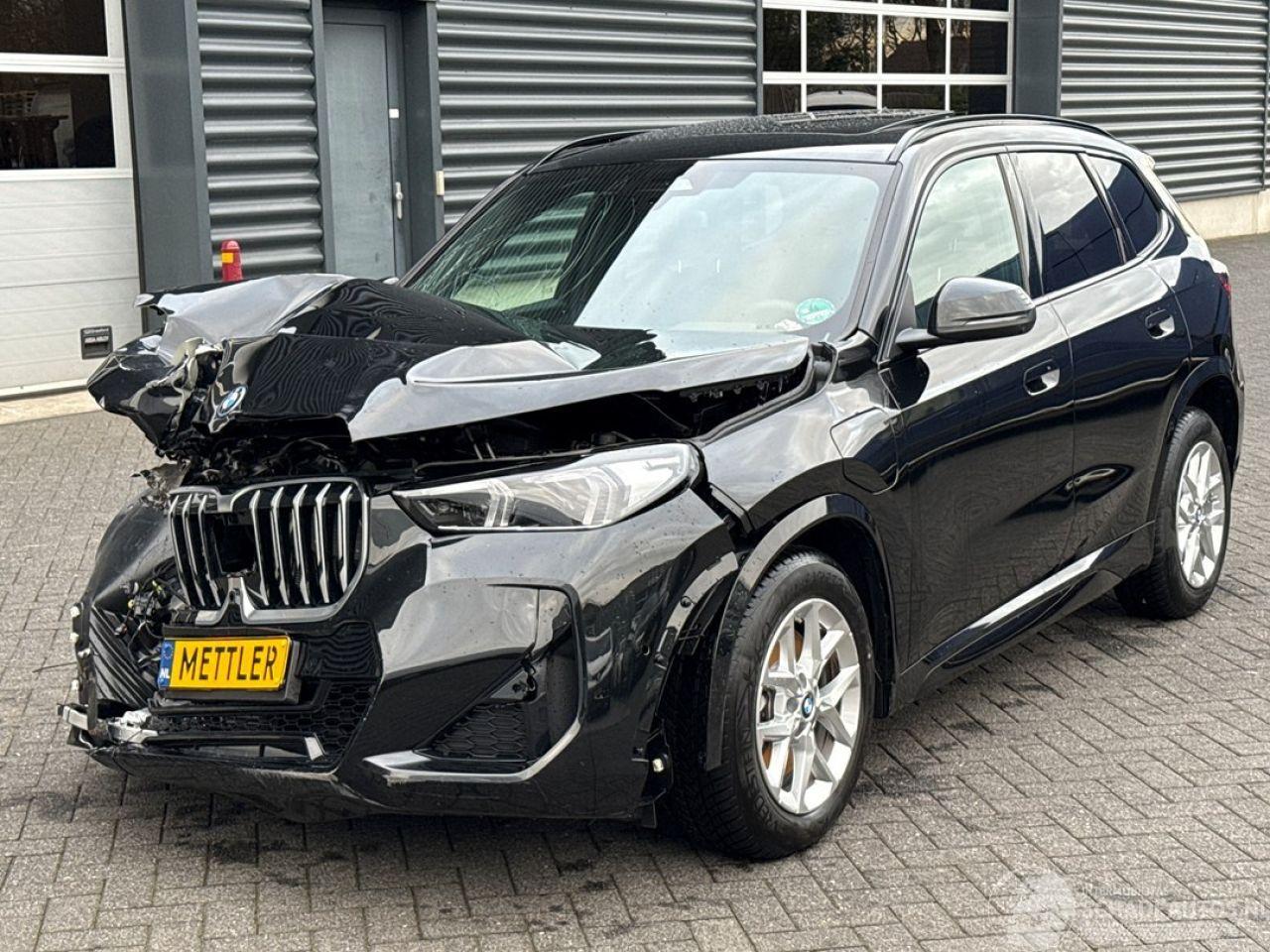 BMW X1 xDrive 30e 1.5 TwinPower Turbo 12V SUV  Elektrisch Benzine 1.499cc 240kW (326pk) 4x4