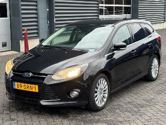 damaged passenger cars Ford Focus 1.6 SCTi 16V Combi/o  Benzine 1.596cc 110kW (150pk) FWD 2011/11