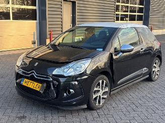 Avarii autoturisme Citroën DS3 1.6 e-HDi Hatchback  Diesel 1.560cc 68kW (92pk) FWD 2011/6