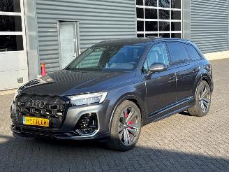 Voiture accidenté Audi Q7 60 TFSI E 3.0 V6 24V 55 TFSI Mild Hybrid SUV  Elektrisch Benzine 2.995cc 360kW (490 PK) 2024/1