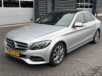 Avarii autoturisme Mercedes C-klasse C-350 e 2.0 16V Sedan 4Dr Elektrisch Benzine 1.991cc 205kW (279pk) RWD 2015/7