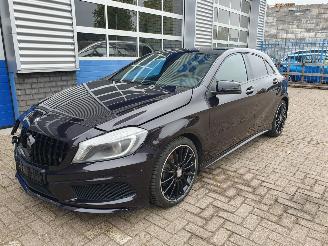 Auto incidentate Mercedes A-klasse 200 Prestige 2013/7
