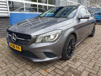 uszkodzony samochody osobowe Mercedes Cla-klasse 180 BlueEFF. Ambition 2014/8