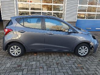 Hyundai I-10 1.0i i-Motion Comfort picture 6