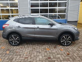 Nissan Qashqai 1.2 Tekna picture 6