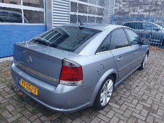 Opel Vectra GTS 1.8-16V Executive Automaat picture 5
