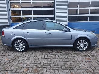 Opel Vectra GTS 1.8-16V Executive Automaat picture 6