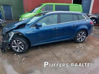 Coche siniestrado Renault Mégane Megane IV Estate (RFBK), Combi 5-drs, 2016 1.5 Energy dCi 110 2016/11