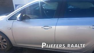 Opel Astra Astra J Sports Tourer (PD8/PE8/PF8), Combi, 2010 / 2015 1.4 Turbo 16V picture 14