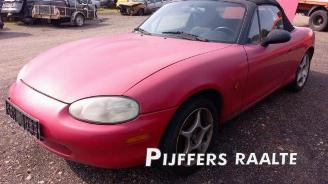 Mazda MX-5 MX-5 (NB18/35/8C), Cabrio, 1998 / 2005 1.8i 16V picture 4