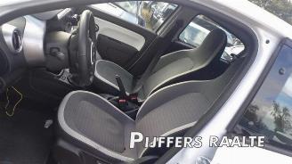 Renault Twingo Twingo III (AH), Hatchback 5-drs, 2014 1.0 SCe 65 12V picture 10