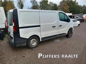 Coche siniestrado Opel Vivaro Vivaro, Van, 2014 / 2019 1.6 CDTI BiTurbo 120 2015/9