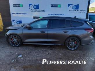 Coche siniestrado Ford Focus Focus 4 ST Wagon, Combi, 2019 2.3 ST EcoBoost 16V 2022