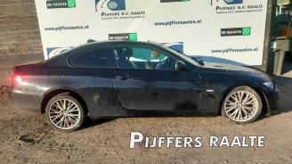 Coche siniestrado BMW 3-serie 3 serie (E92), Coupe, 2005 / 2013 320i 16V 2011/1