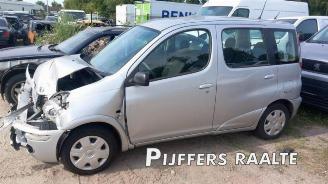 Toyota Yaris-verso Yaris Verso (P2), MPV, 1999 / 2005 1.3 16V picture 1