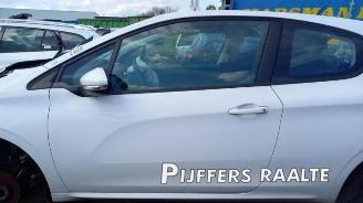 Peugeot 208 208 I (CA/CC/CK/CL), Hatchback, 2012 / 2019 1.2 Vti 12V PureTech 82 picture 20