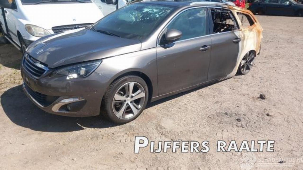 Peugeot 308 308 SW (L4/L9/LC/LJ/LR), Combi 5-drs, 2014 / 2021 1.2 12V e-THP PureTech 130