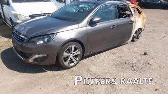 Dezmembrări autoturisme Peugeot 308 308 SW (L4/L9/LC/LJ/LR), Combi 5-drs, 2014 / 2021 1.2 12V e-THP PureTech 130 2014/5