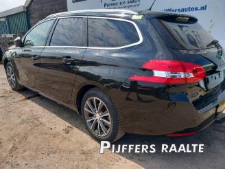 Peugeot 308 308 SW (L4/L9/LC/LJ/LR), Combi 5-drs, 2014 / 2021 1.2 12V e-THP PureTech 130 picture 5