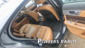 Jaguar XF XF (CC9), Sedan, 2008 / 2015 3.0 S D V6 24V picture 7