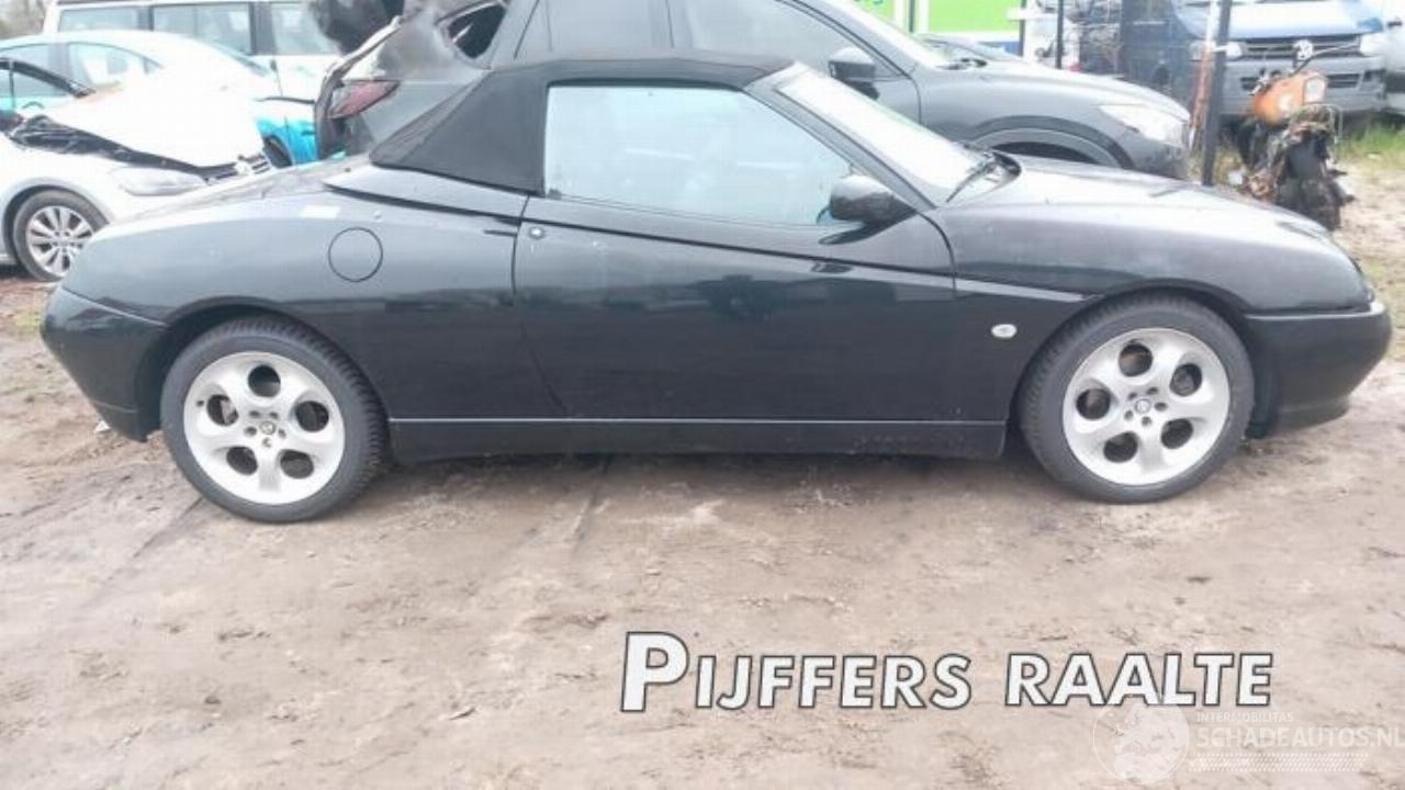 Alfa Romeo Spider Spider (916), Cabrio, 1994 / 2005 2.0 16V Twin Spark