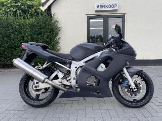 Schade motor Yamaha YZF - R6  2000/6