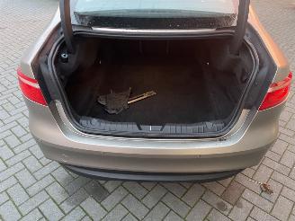 Jaguar XF 2.0d Portfolio NL AUTO N.A.P PRACHTIG!!!! picture 17