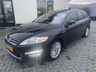 Unfallwagen Ford Mondeo Wagon 1.6 TDCi ECOnetic Lease Platinum N.A.P PRACHTIG!!! 2013/7