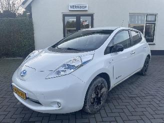 Schadeauto Nissan Leaf Acenta 30 kWh 2017/6