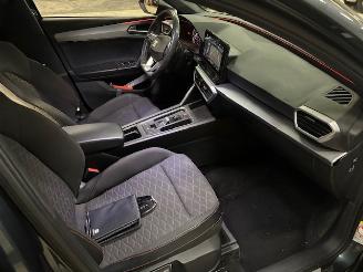 Seat Leon 1.5 eTSI FR Intense DSG 150pk picture 13