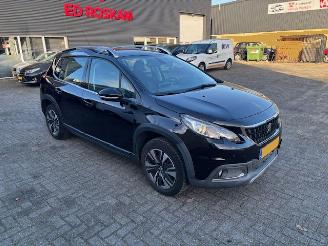 Peugeot 2008 1.2 PureTech Allure picture 2