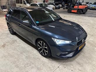Seat Leon 1.5 eTSI FR Intense DSG picture 2