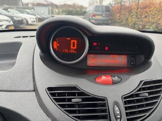 Renault Twingo 1.2 16v Collection airco picture 11