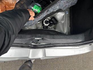 Renault Clio 1.5 DCI 5-drs airco picture 8