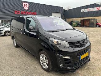 Vaurioauto  commercial vehicles Opel Vivaro 2.0 CDTI L3H1 Innovation 150pk 2020/8