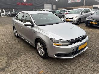 krockskadad bil auto Volkswagen Jetta 1.4 TSI Hybrid Comfort Dsg 2013/5