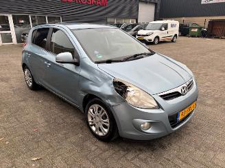 Hyundai I-20 1.2i  5-drs airco picture 3