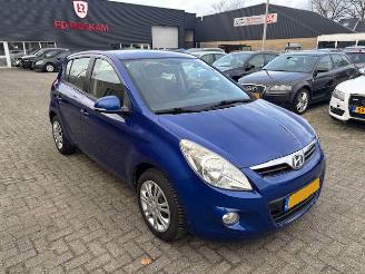 Schadeauto Hyundai I-20 1.2i Motion 5-drs airco NAP 2011/10