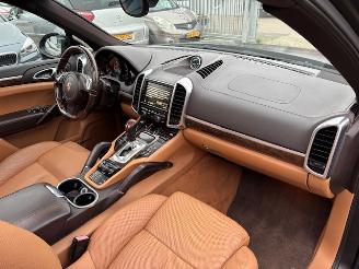 Porsche Cayenne 4.8 S  Automaat Pano 400pk picture 13
