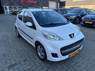  Peugeot 107 1.0 12v XS 5-drs Airco Nap 2010/10