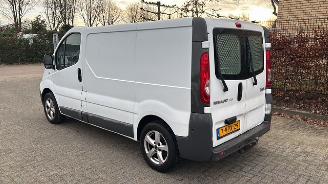 Renault Trafic 2.0 DCI Airco Navi 3-pers picture 2