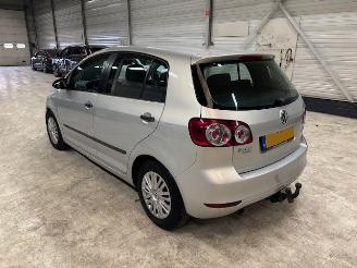 Vaurioauto  passenger cars Volkswagen Golf plus 1.2 TSI 5-drs Clima 2011/5